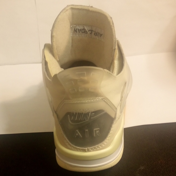 Off-White x Wmns Air Jordan 4 SP \'Sail\' main image 11
